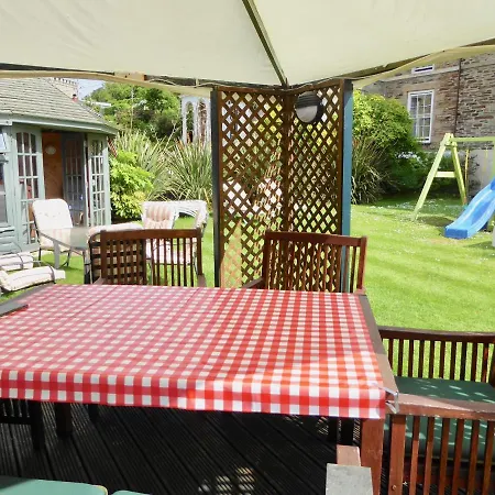 Look No Further ! 4 Min Walk To Beach, Pubs, Shops, Htd Pool, Hottub, Games Room,Tranquil Gds, Bbq, Beautiful, Bassets Acre, 6 Unique 1-3 Bedroom Holiday Homes With Free Parking And Wifi Apartment