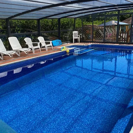 Look No Further ! 4 Min Walk To Beach, Pubs, Shops, Htd Pool, Hottub, Games Room,Tranquil Gds, Bbq, Beautiful, Bassets Acre, 6 Unique 1-3 Bedroom Holiday Homes With Free Parking And Wifi Portreath
